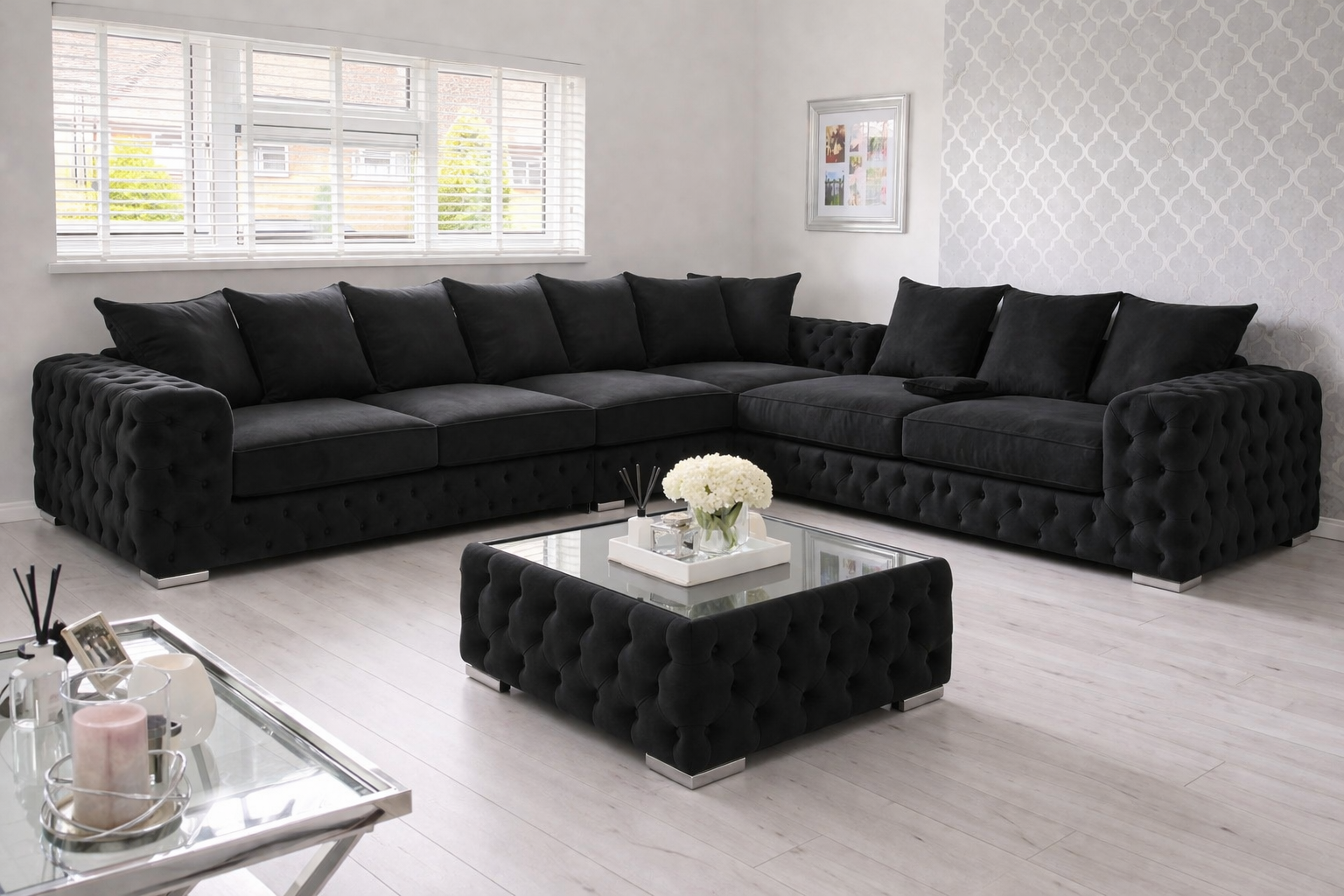 Chesterfield 3x3 Corner — Black Velvet